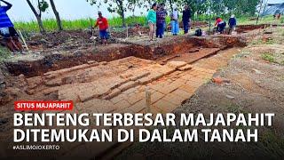 MUNCUL DARI DALAM TANAH ‼️ Benteng Majapahit Terbesar Ditemukan Disini, Arkeolog Terus Memburu