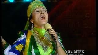Dilnura Qodirjonova (Uzbekistan) at "Sharq Taronalari" Int. Music Festival in Samarqand 2003