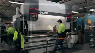 LVD Press Brake 135/30 with Easyform