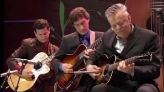 Avalon (Live) l Collaborations l Tommy Emmanuel with Frank Vignola & Vinny Raniolo