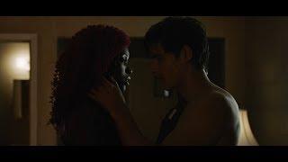 Robin and Starfire scene - Titans