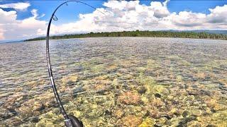 Mancing casting ul di pinggiran karang dangkal bikin betah airnya jernih sekali