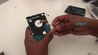 What is inside of a laptop harddisk -HDD and Solid State Disk (SSD)