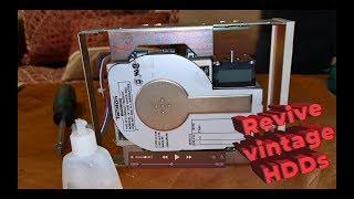 Very simple method to revive hard drives from the 80s with machine oil. Tandon 262R Hard disk.