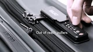 Feature: DELSEY SECURITECH® 3 zip with TSA lock