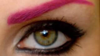 "Scene" Makeup.... Pink Eyebrows!