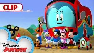 Funny's Road Trip!  | Mickey Mouse Funhouse | @disneyjunior