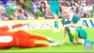 Darron Gibson horror tackle | Ireland vs Oman (2-0)