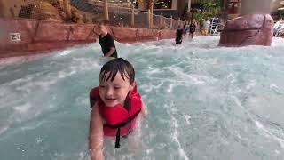 River Lodge #smokeymountains #waterpark #wavepool