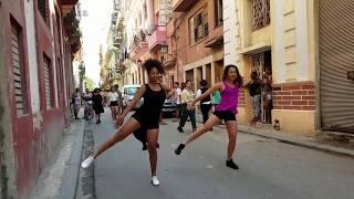 Reggaeton Dancing in the Streets of Havana