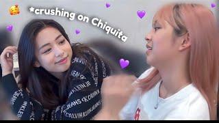 AHYEON admires CHIQUITA a lot | #CHIYEON