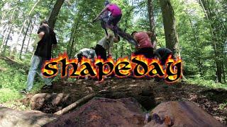 1. offizieller Shapeday im Leechwald  dem Community Freeride Spot  -  Ich habe gelogen ;)