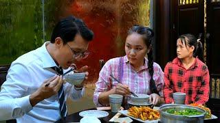 Sitting down to eat a delicious meal, tears kept falling silently | Ly Tu Tiên