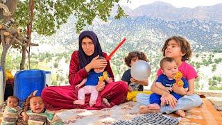 The joining of Oli Hojjat's daughters with Narges and her twins