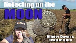 Metal Detecting with Digger Dawn - Detecting on the MOON (44)