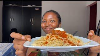 Eat lunch with a Nigerian student | Stew Spaghetti with beef and egg | Relax | mukbang