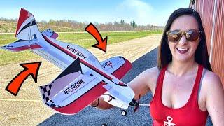 BEST BEGINNER RC STUNT PLANE is SO EASY TO FLY!!! - Radiolink A560