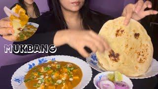 Indian FoodSpicy Paneer Butter Masala, Butter Naan, Onion Salad Mukbang