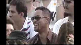 Novak Djokovic and Will Smith entertain the crowd in Argentina (Dancing Kings)