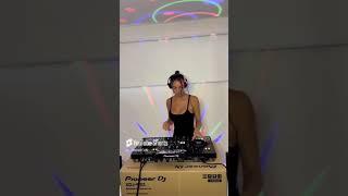 Dj Female good     / anatolia cafe,ethno deep,electronic,organic house,pop,chillout,world