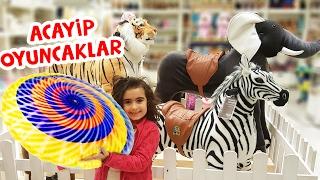 Mira ile Acayip ve Çok Farklı Oyuncaklar Aldık | Umikids Tatil Vlog