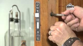 Builders DIY: Home Security - Fitting a Door Lock