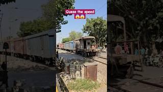 तूफानी गति से निकली मालगाड़ी  | Super Fast Speedy Action  || #shorts #viral #train #railway