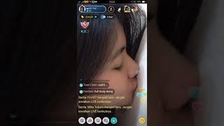 hot bigo live cewek cantik nyiumin tembok