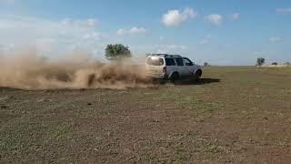 Nissan pathfinder off-road