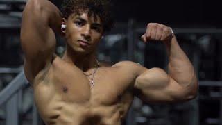 Young Bodybuilder Jeremiah Troy Wharton Aesthetic Physique