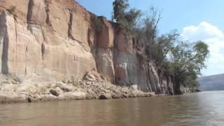 Tsiribihina canoe river trip Madagascar