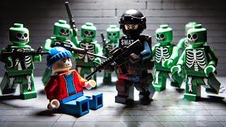 SWAT LEGO Team rettet Zivilisten aus Zombie Armee