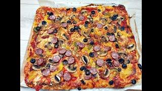 Pizza cu de toate si blat pufos, reteta romaneasca, mai buna decat la pizzerie