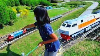 Keliling Taman Miniatur Kereta Api - Floating Market Lembang Bandung