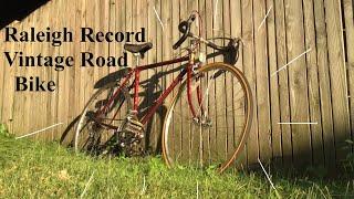 What’s The Raleigh Record Vintage Road Bike?