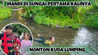 PERDANA MANDI DI SUNGAI & REAKSI MENONTON JARANAN