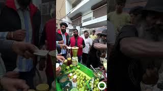 Yeh Neem Karela Juice Sab Peete Hai  | Veggie Paaji #shorts #ashortaday #streetfood