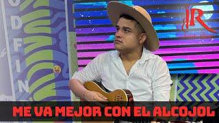 Ivan Ruiz -  Me va mejor con el alcohol (En vivo TV)