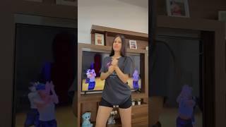 Wiggy -young Miko #tiktok #viral #dance #baile #challenge