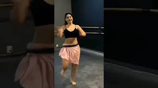 Best belly dance girl twerk    #youtubeshorts /subscribe/like/share