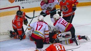 Forward Rasskazov's sensational shoulder save