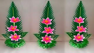 making handmade paper flower for home decoration