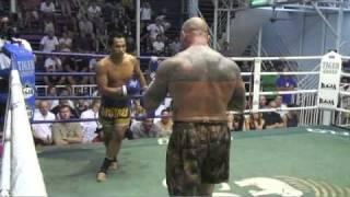 Sinbi fighter Wolfgangs 1st Muay Thai fight - KO Victory!