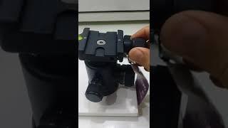 Removing plate from Benro B series ball head