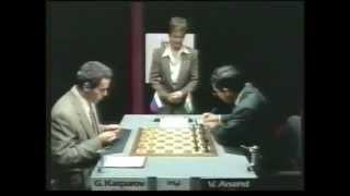 Kasparov - Anand 1-0 (Game 10, World Championship 1995)
