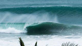 Scoring HURRICANE JOHN - big waves surf Puerto Escondido, Mexico - Raw Days 5