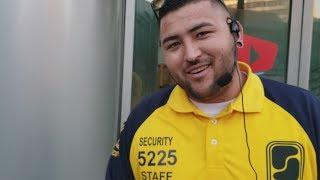 Twitter Video Interview with Joe the Security Guard. (Vidcon 2017)