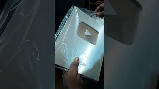 YouTube silver play button unboxing #bitubyhow