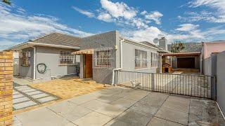 3 Bedroom House for Sale in Fish Hoek