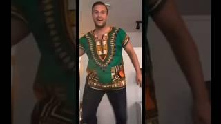 WHITE GUY DANCING TO AFRICAN MUSIC TIKTOK